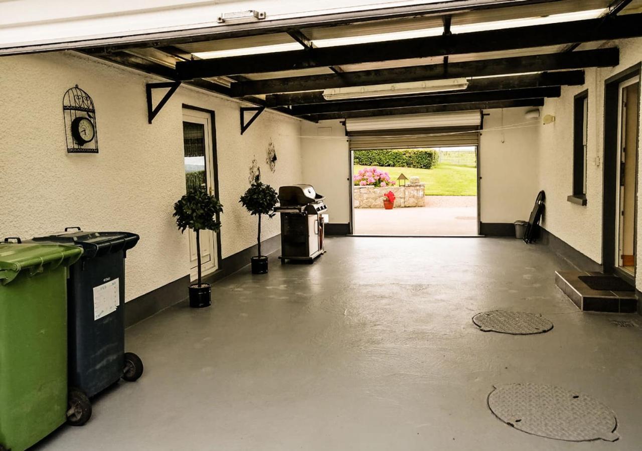 Moat Holiday Rental Lisnaskea Exterior photo